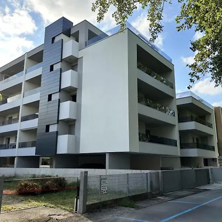 Apartamento Bright Flat With Terrace Near The Sea Bibione